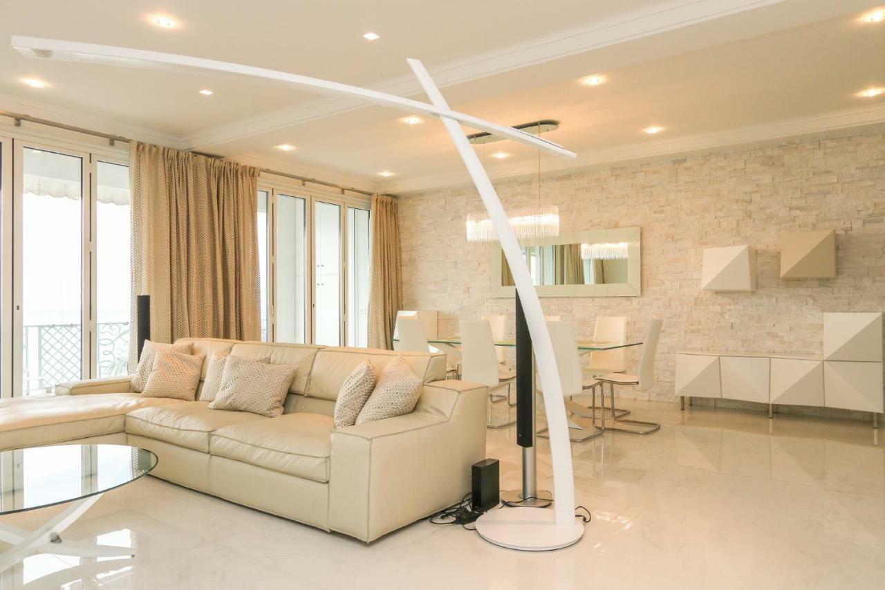 Seafront Modern Apartment Ницца Экстерьер фото